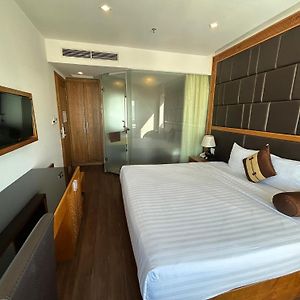 Deluxe Double Room City View